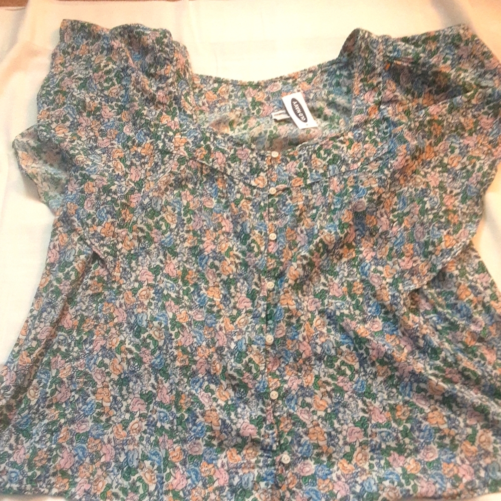 Old Navy blouse flower print size Large new